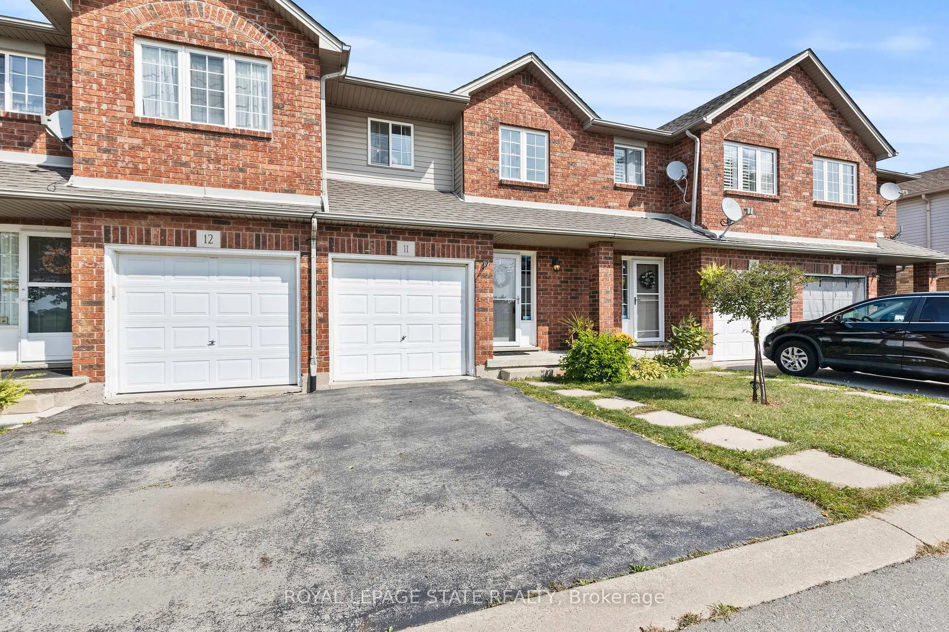 Photo 3 of Unit 11, 1860 Upper Gage Avenue, Hamilton, Allison — HOMEH