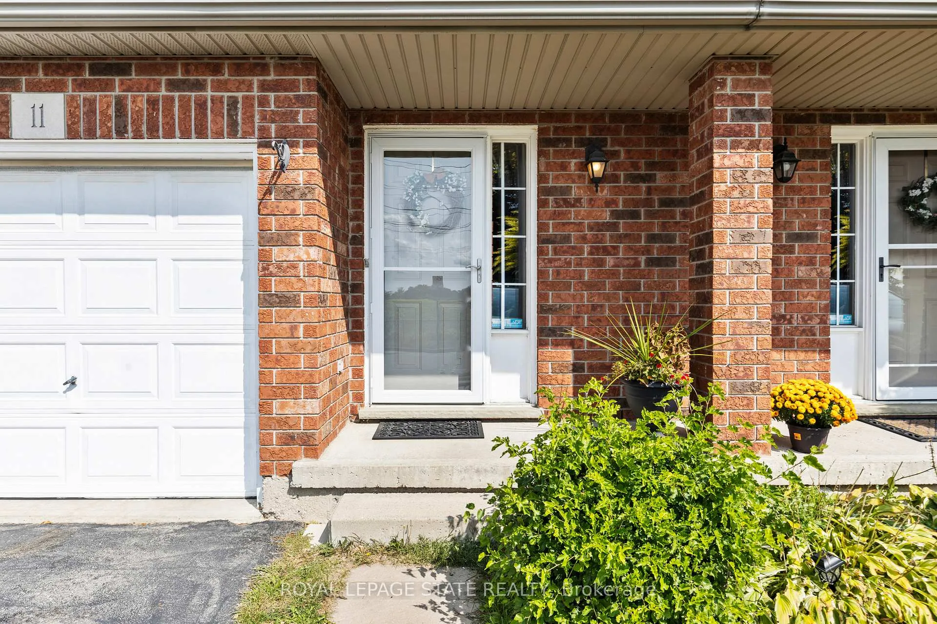 Photo 7 of Unit 11, 1860 Upper Gage Avenue, Hamilton, Allison — HOMEH