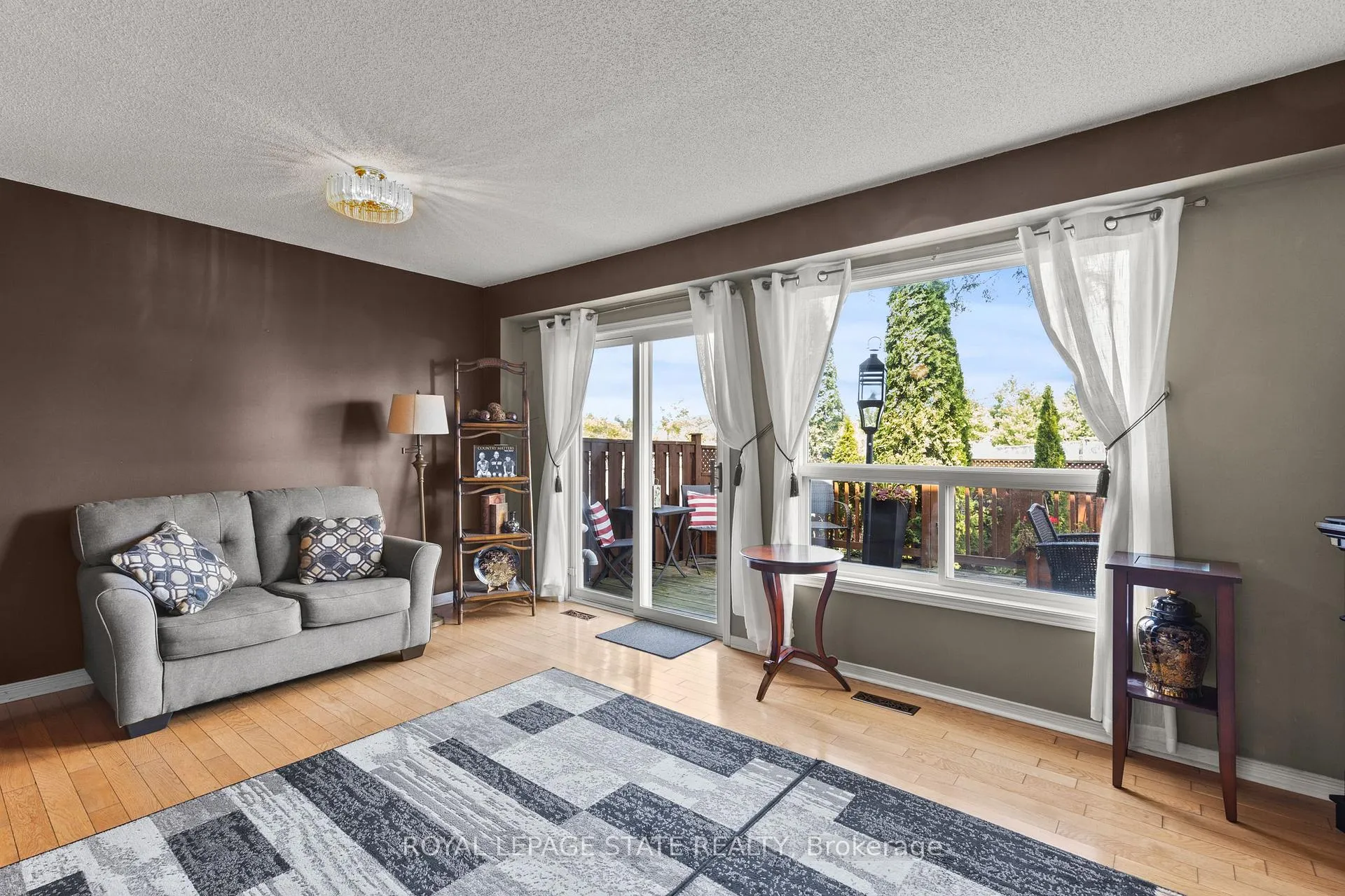 Photo 12 of Unit 11, 1860 Upper Gage Avenue, Hamilton, Allison — HOMEH