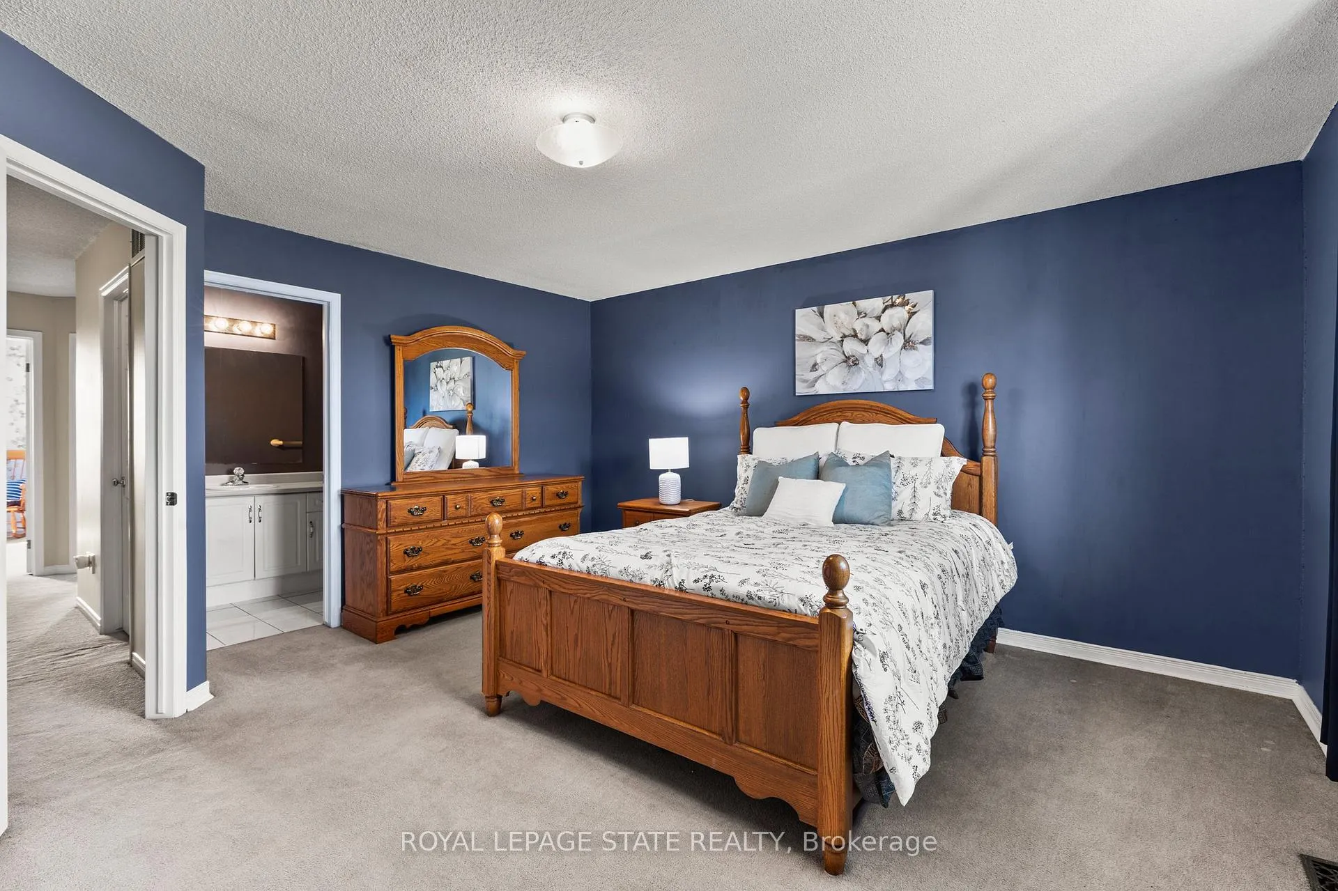 Photo 24 of Unit 11, 1860 Upper Gage Avenue, Hamilton, Allison — HOMEH