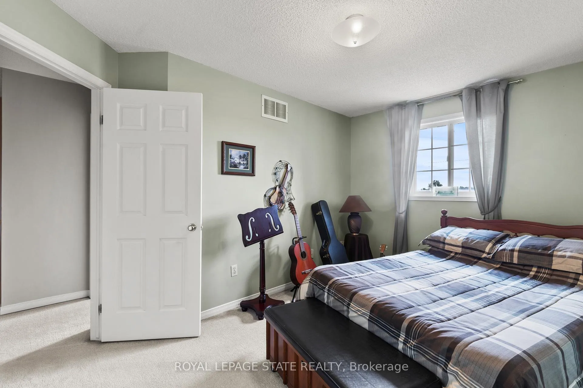 Photo 27 of Unit 11, 1860 Upper Gage Avenue, Hamilton, Allison — HOMEH