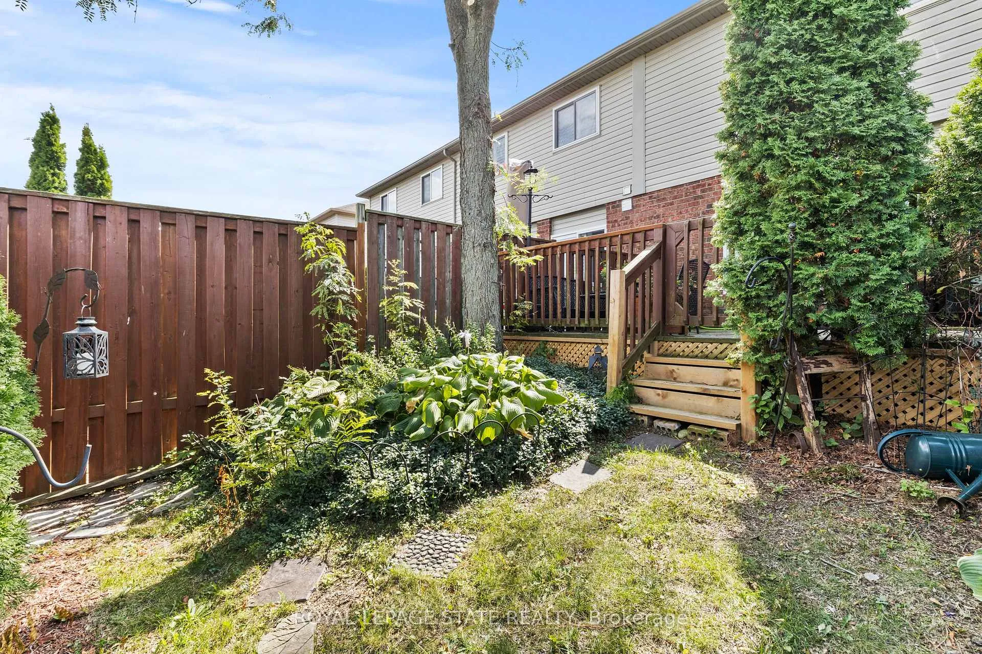Photo 43 of Unit 11, 1860 Upper Gage Avenue, Hamilton, Allison — HOMEH