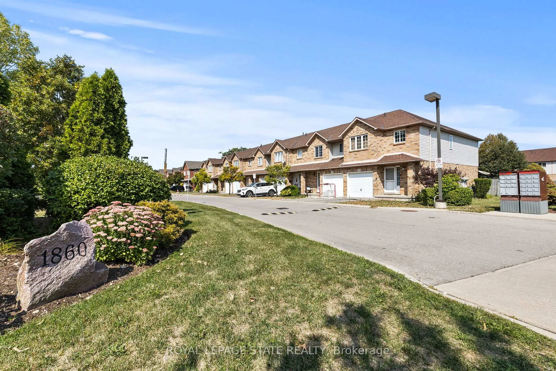 Photo 44 of Unit 11, 1860 Upper Gage Avenue, Hamilton, Allison — HOMEH