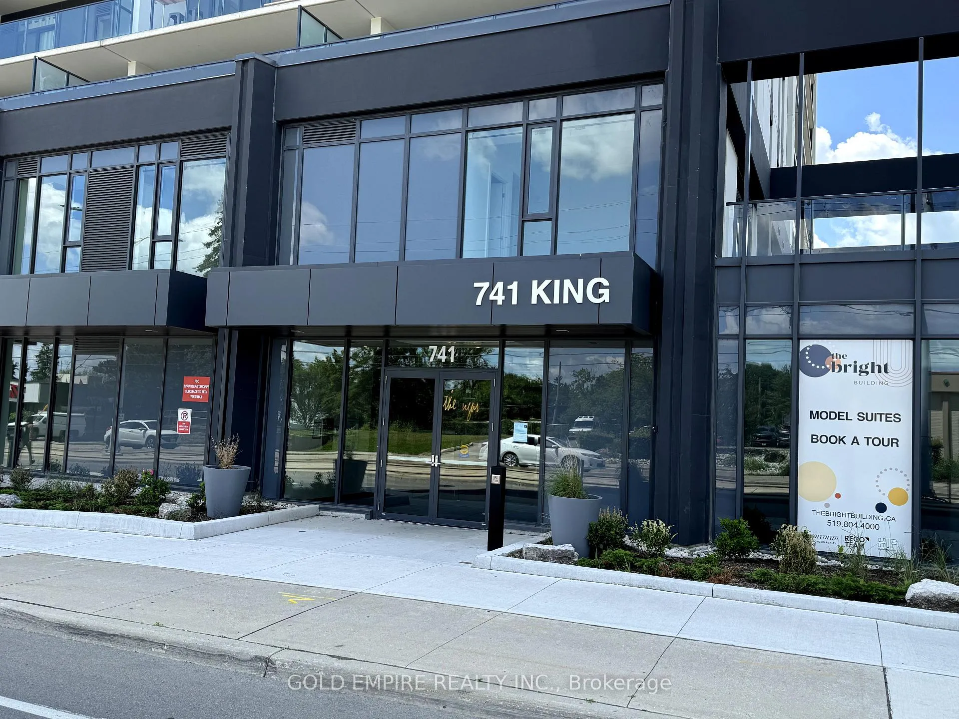 Photo 3 of Unit 1306, 741 King Street, Kitchener — HOMEH