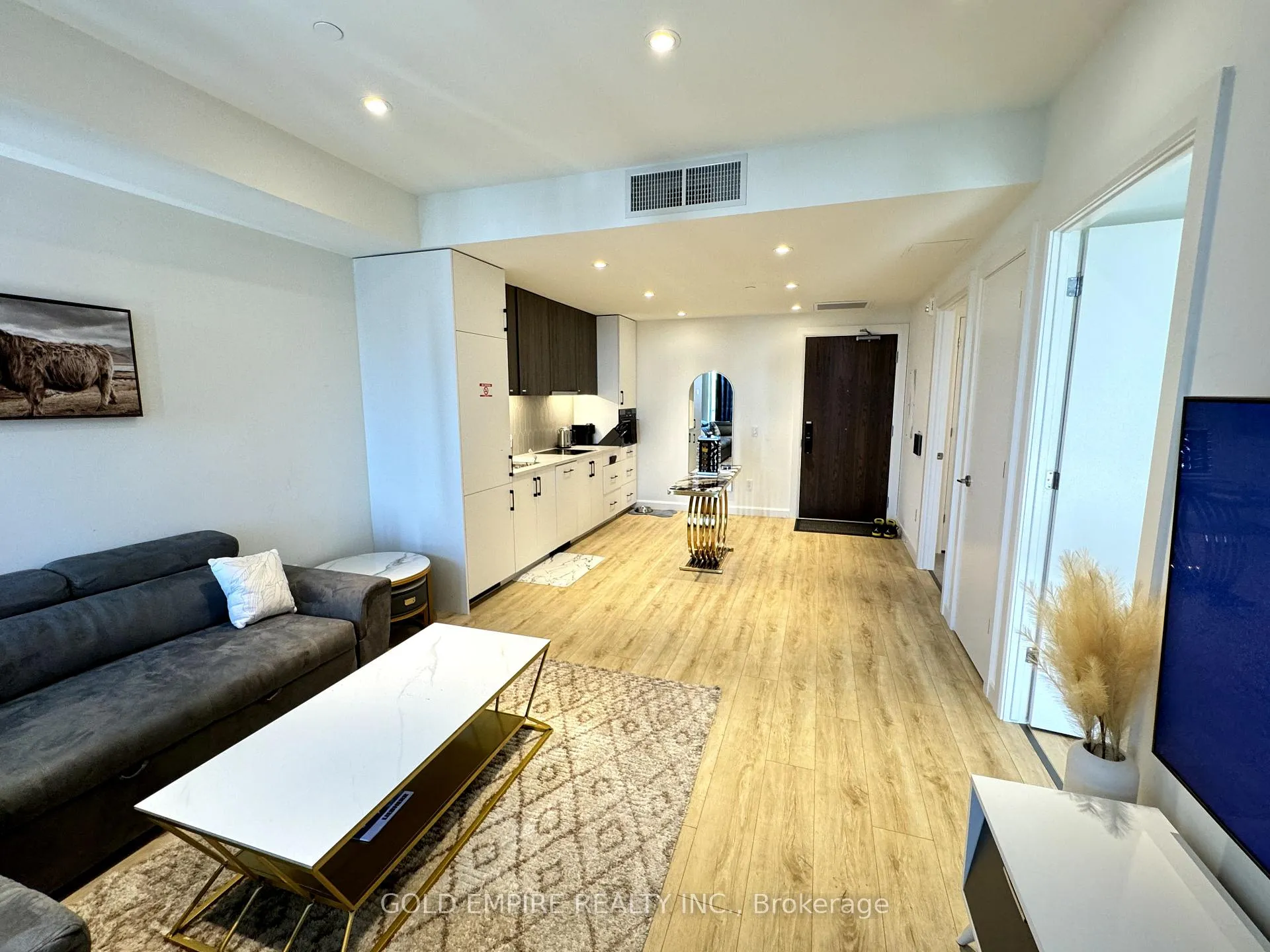 Photo 8 of Unit 1306, 741 King Street, Kitchener — HOMEH