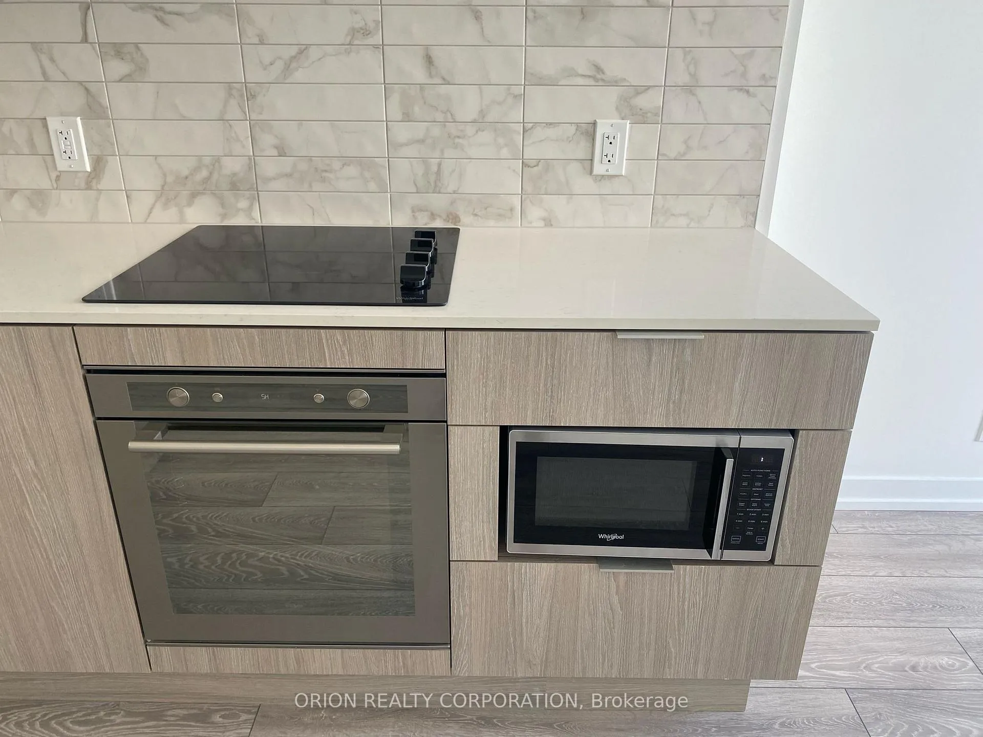 Photo 2 of Unit 1011, 2020 Bathurst Street, Toronto, Humewood-Cedarvale — HOMEH