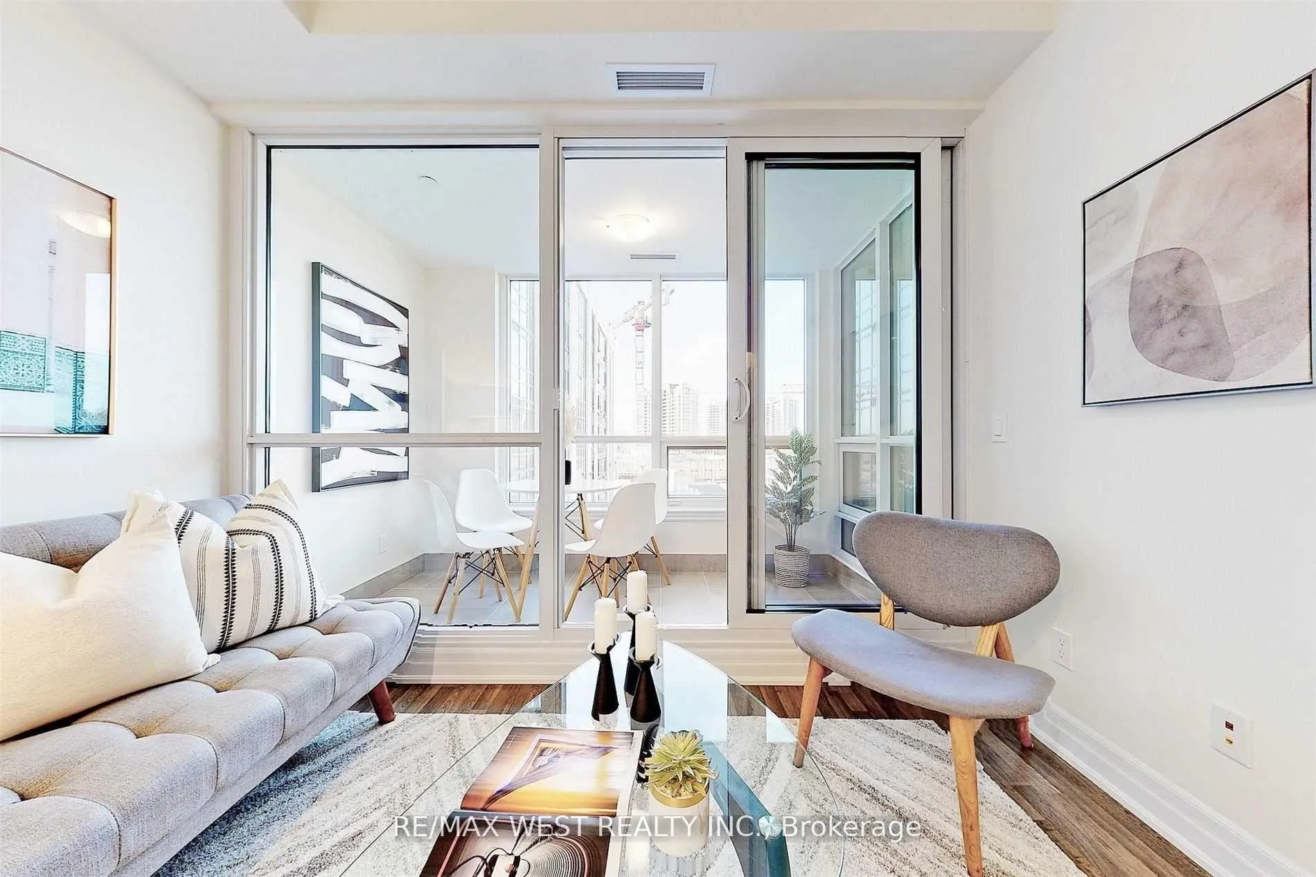 Photo 9 of Unit 301, 9085 Jane Street, Vaughan, Concord — HOMEH