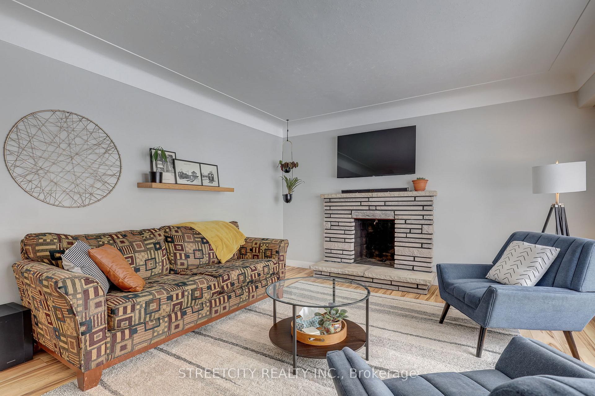 Photo 10 of 37 Lyndale Avenue, Central Elgin, Rural Central Elgin — HOMEH
