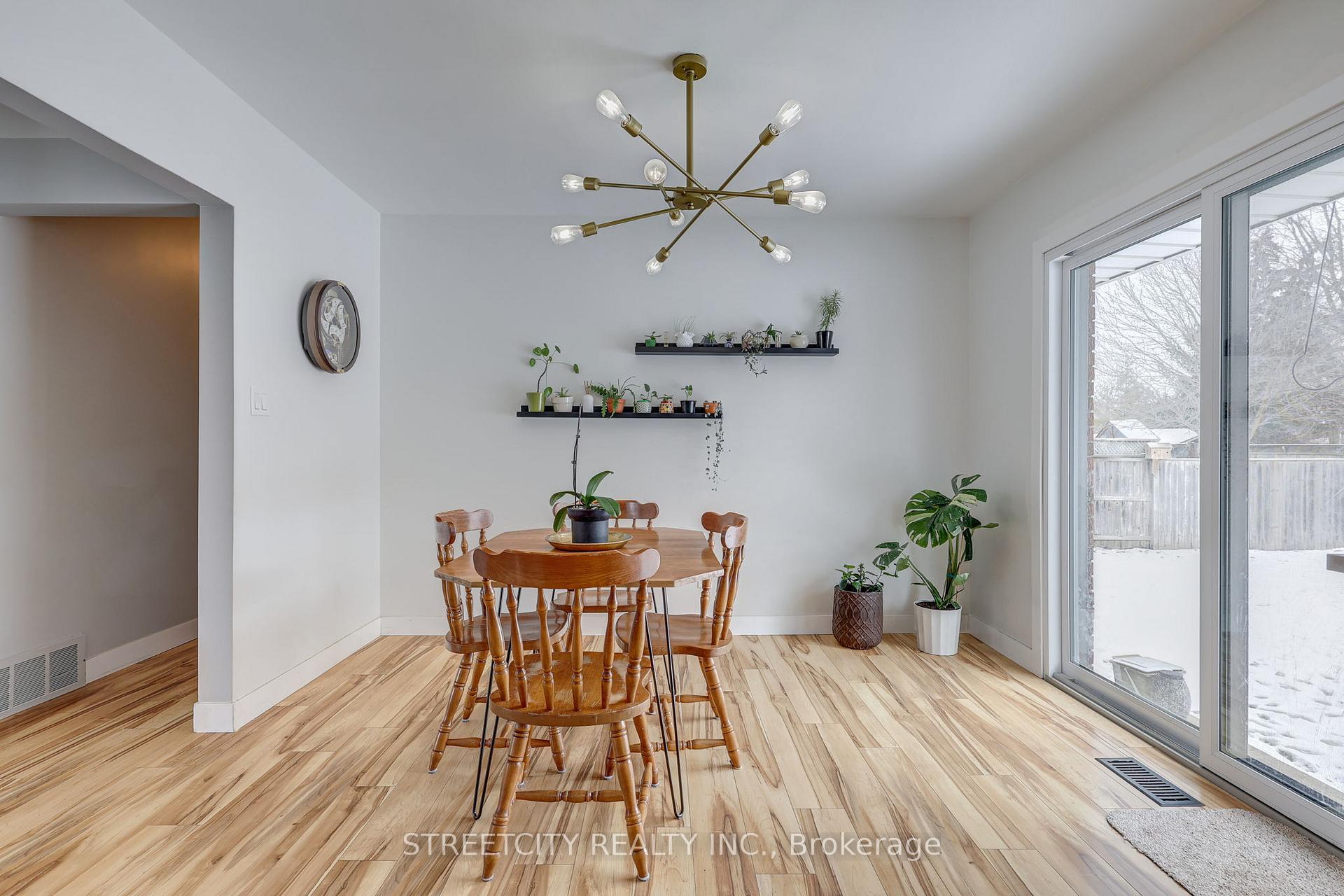 Photo 12 of 37 Lyndale Avenue, Central Elgin, Rural Central Elgin — HOMEH