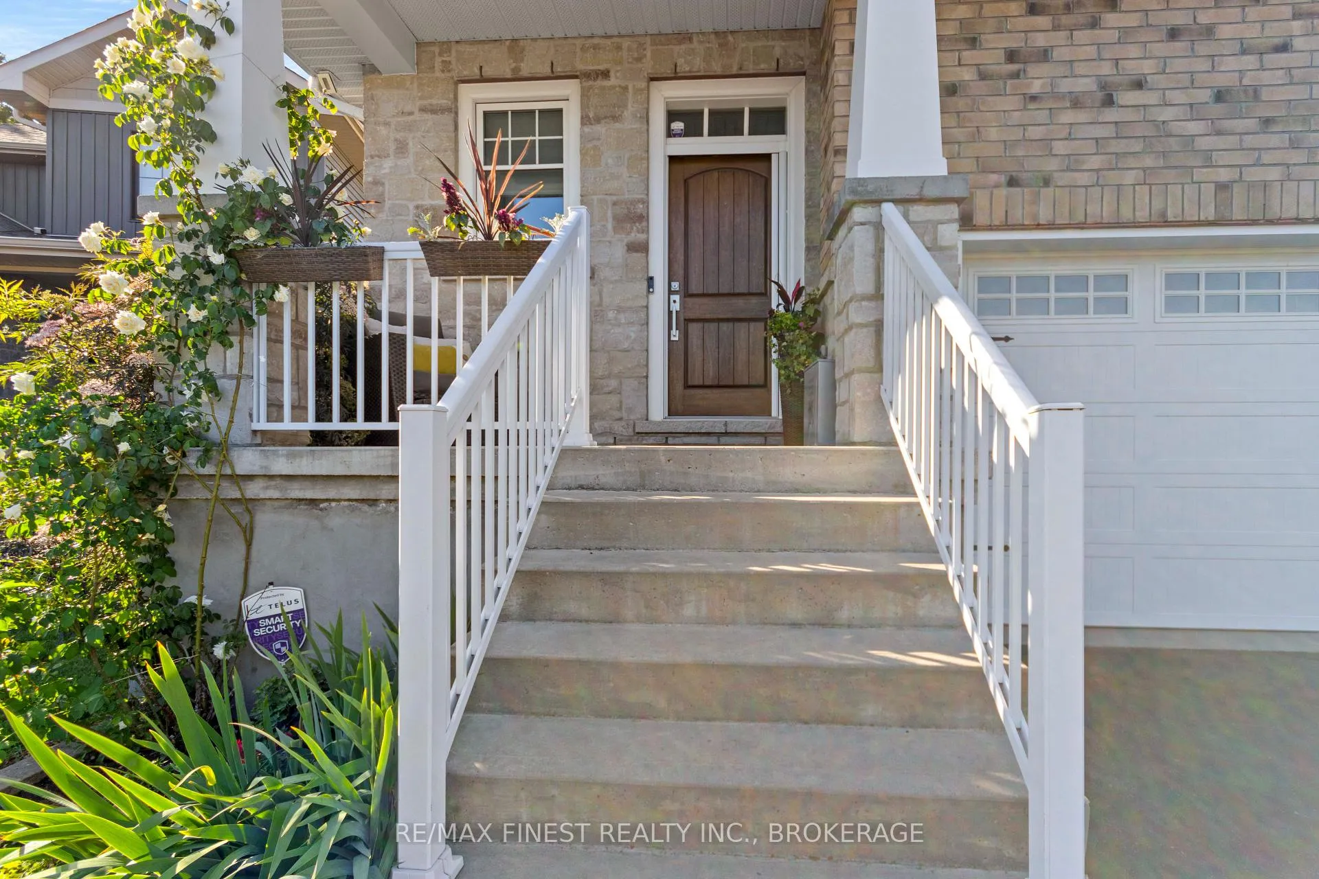 Photo 5 of 157 Islandview Drive, Loyalist, Amherstview — HOMEH