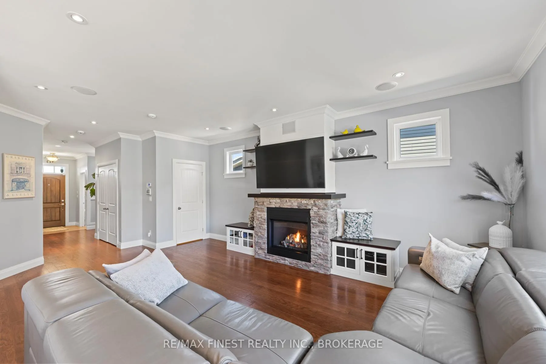 Photo 15 of 157 Islandview Drive, Loyalist, Amherstview — HOMEH