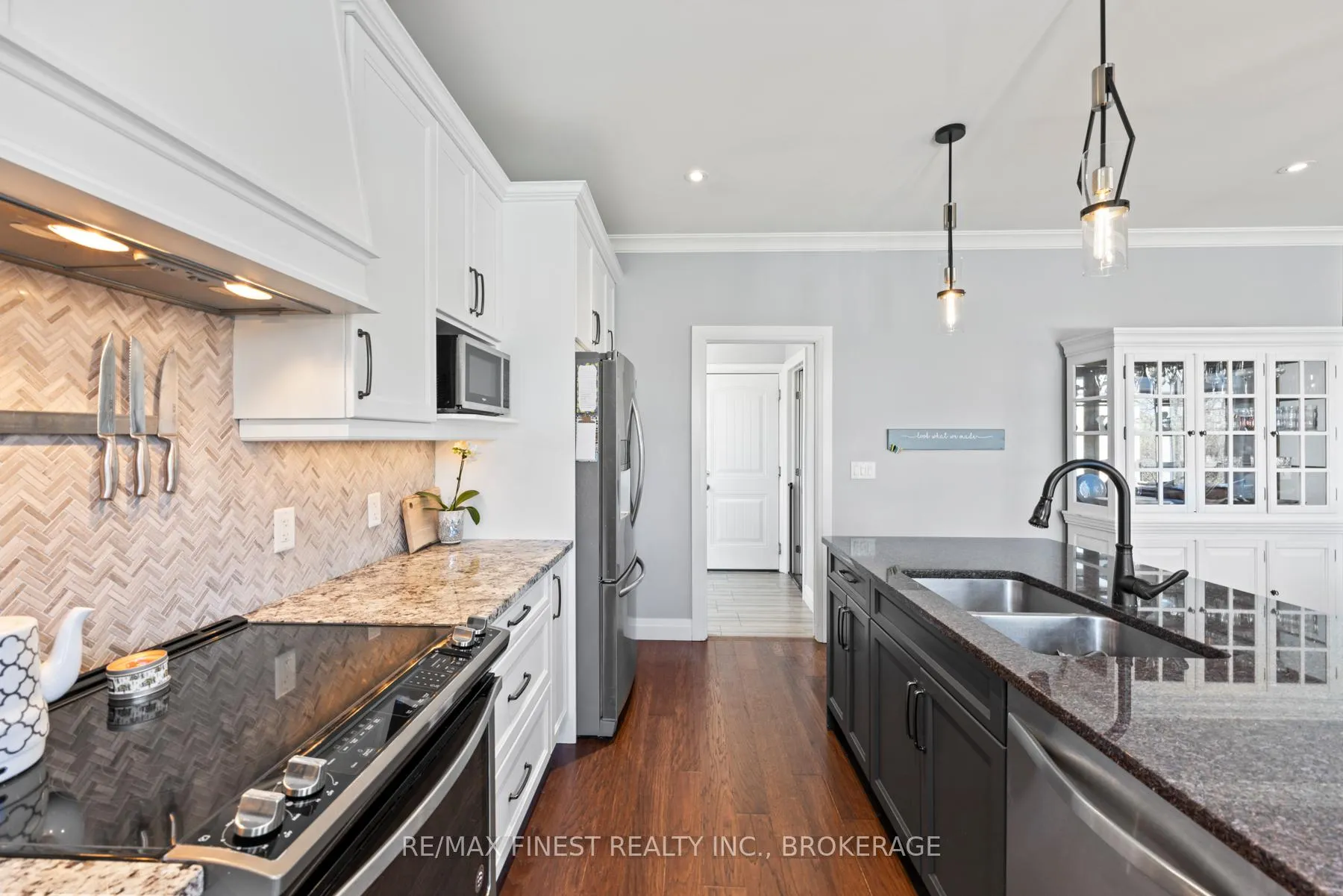 Photo 20 of 157 Islandview Drive, Loyalist, Amherstview — HOMEH