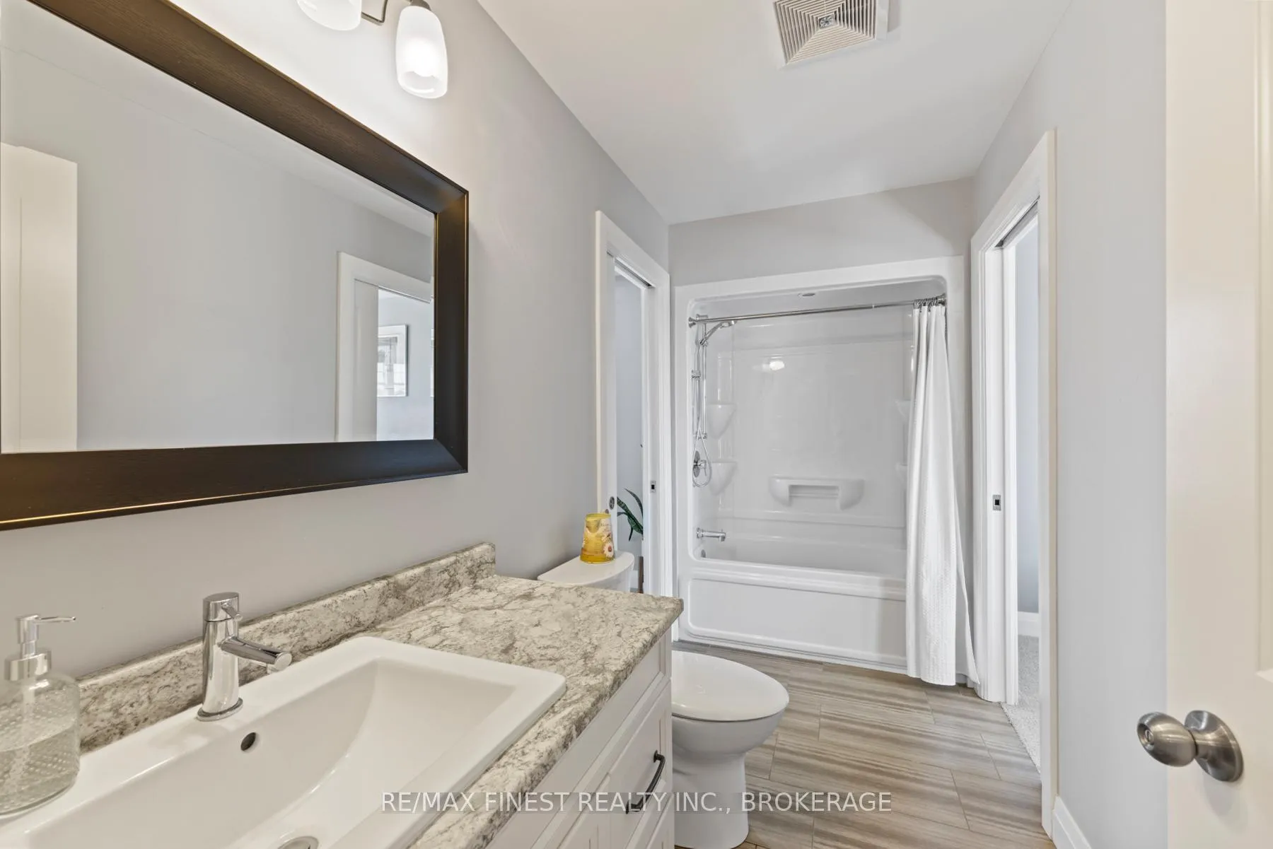 Photo 34 of 157 Islandview Drive, Loyalist, Amherstview — HOMEH
