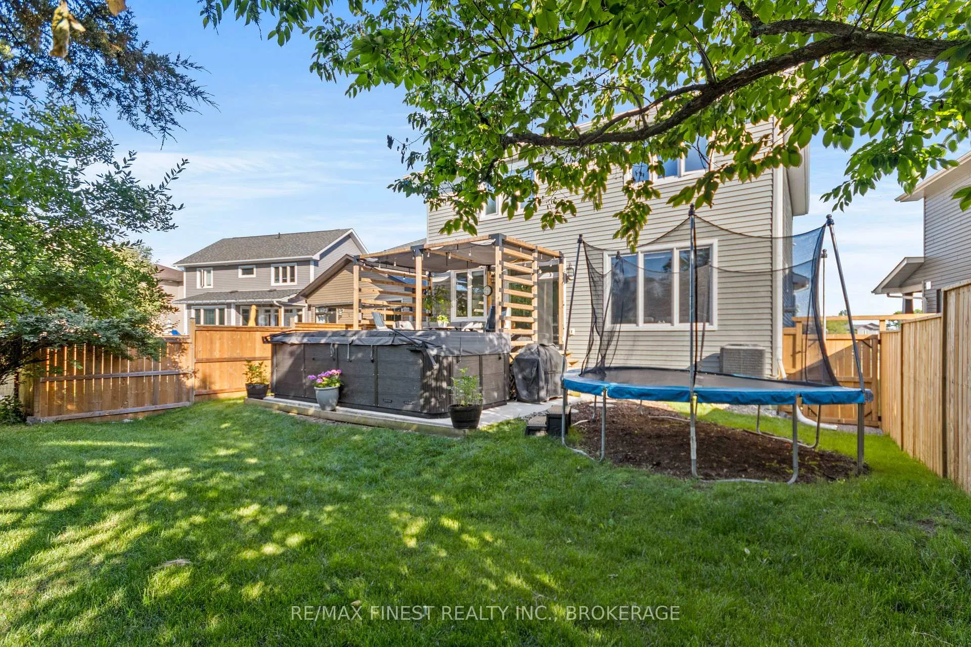 Photo 46 of 157 Islandview Drive, Loyalist, Amherstview — HOMEH