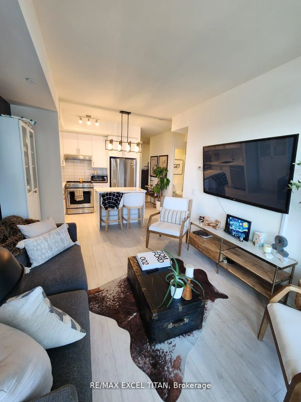 Photo 7 of Unit 1617, 9000 Jane Street, Vaughan, Concord — HOMEH