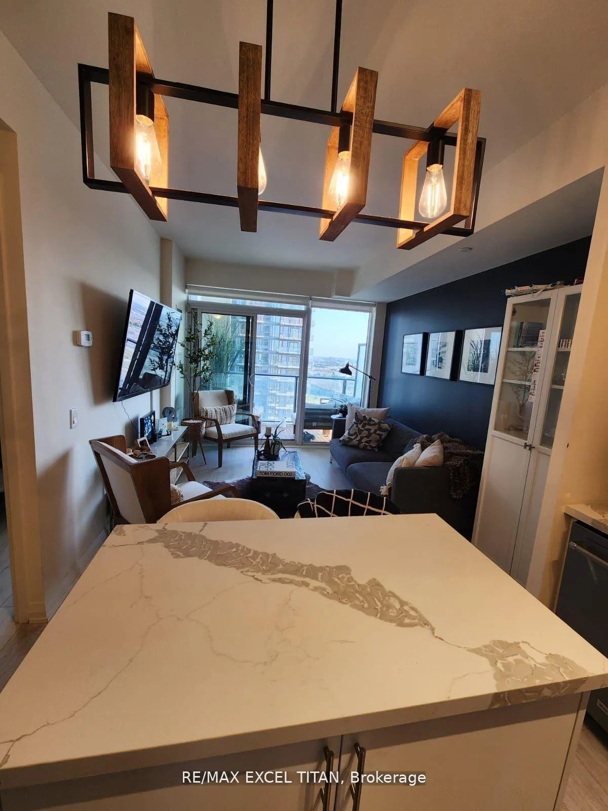 Photo 9 of Unit 1617, 9000 Jane Street, Vaughan, Concord — HOMEH