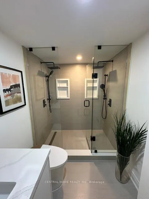 Photo 10 of Unit 807, 3900 Yonge Street, Toronto, Bedford Park-Nortown — HOMEH