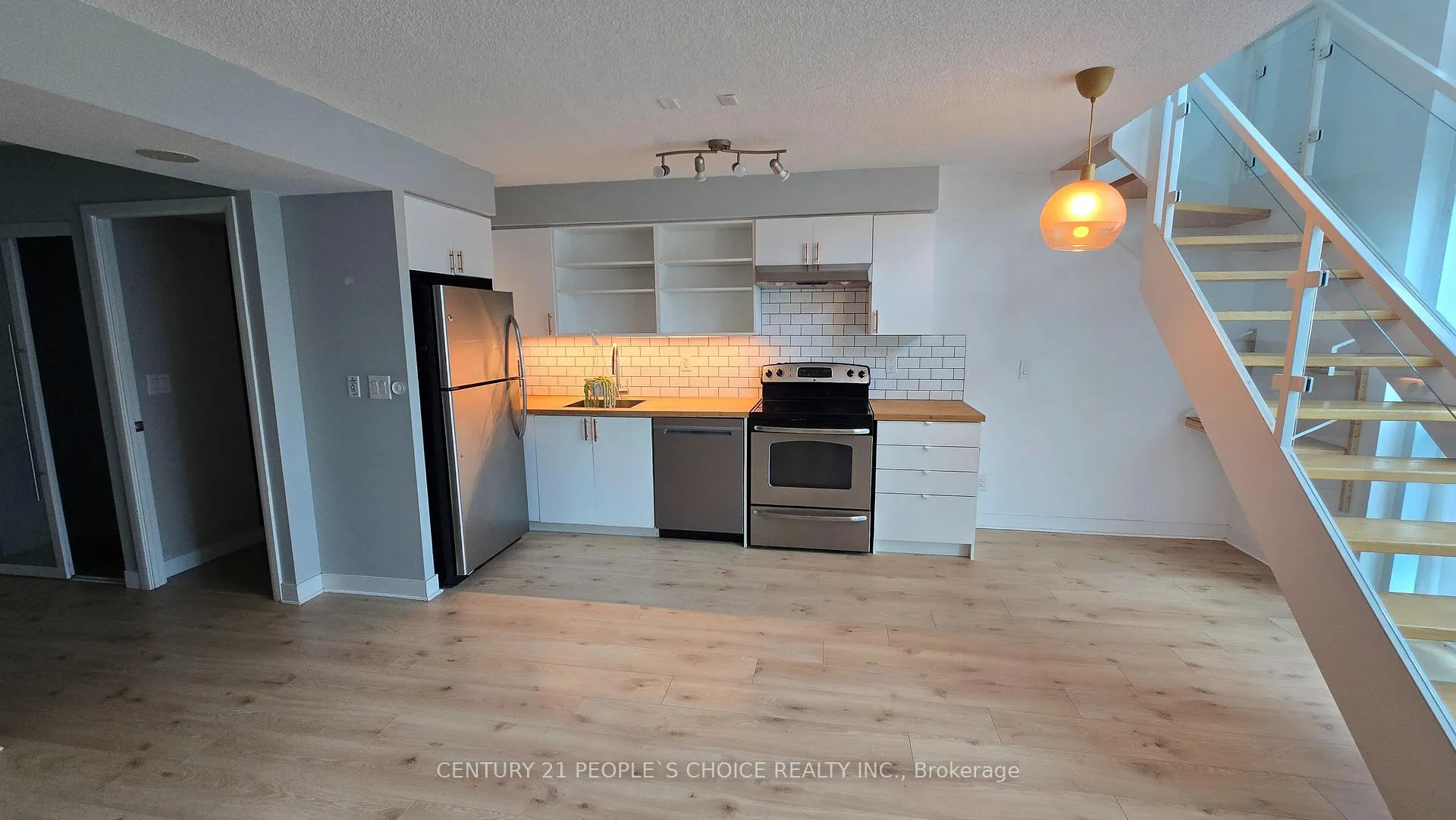 Photo 5 of Unit 2508, 155 Legion Road N, Etobicoke, Mimico — HOMEH