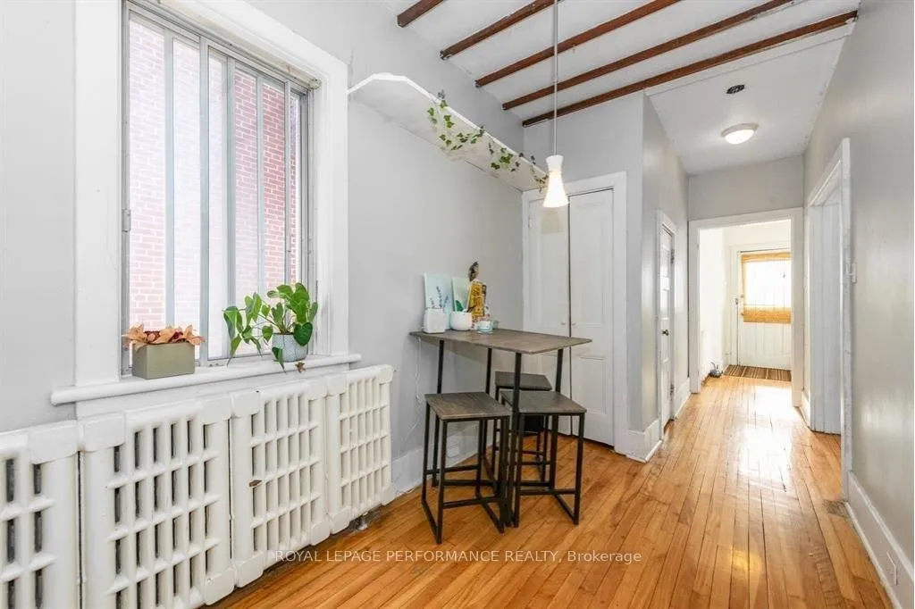 Photo 5 of Unit A, 721 Cooper Street, Ottawa, Ottawa Centre — HOMEH