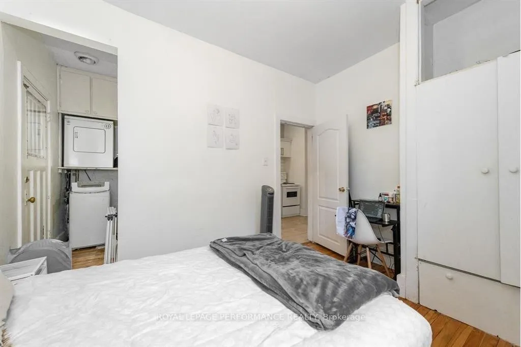 Photo 14 of Unit A, 721 Cooper Street, Ottawa, Ottawa Centre — HOMEH