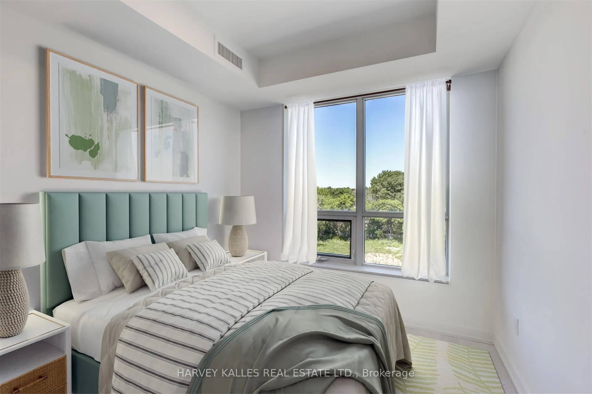Photo 5 of Unit 511, 415 Main Street, Hamilton, Kirkendall — HOMEH
