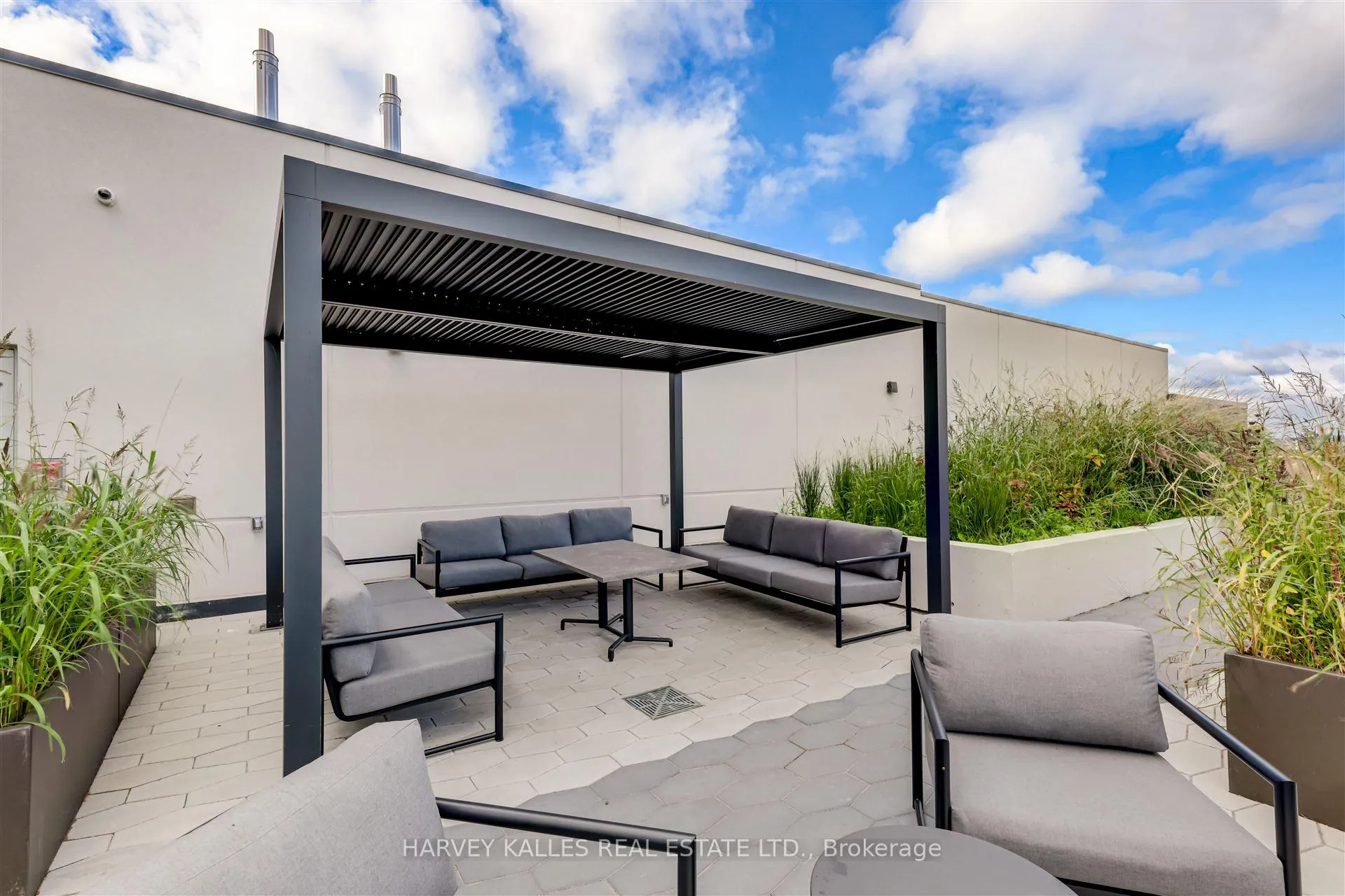 Photo 26 of Unit 511, 415 Main Street, Hamilton, Kirkendall — HOMEH