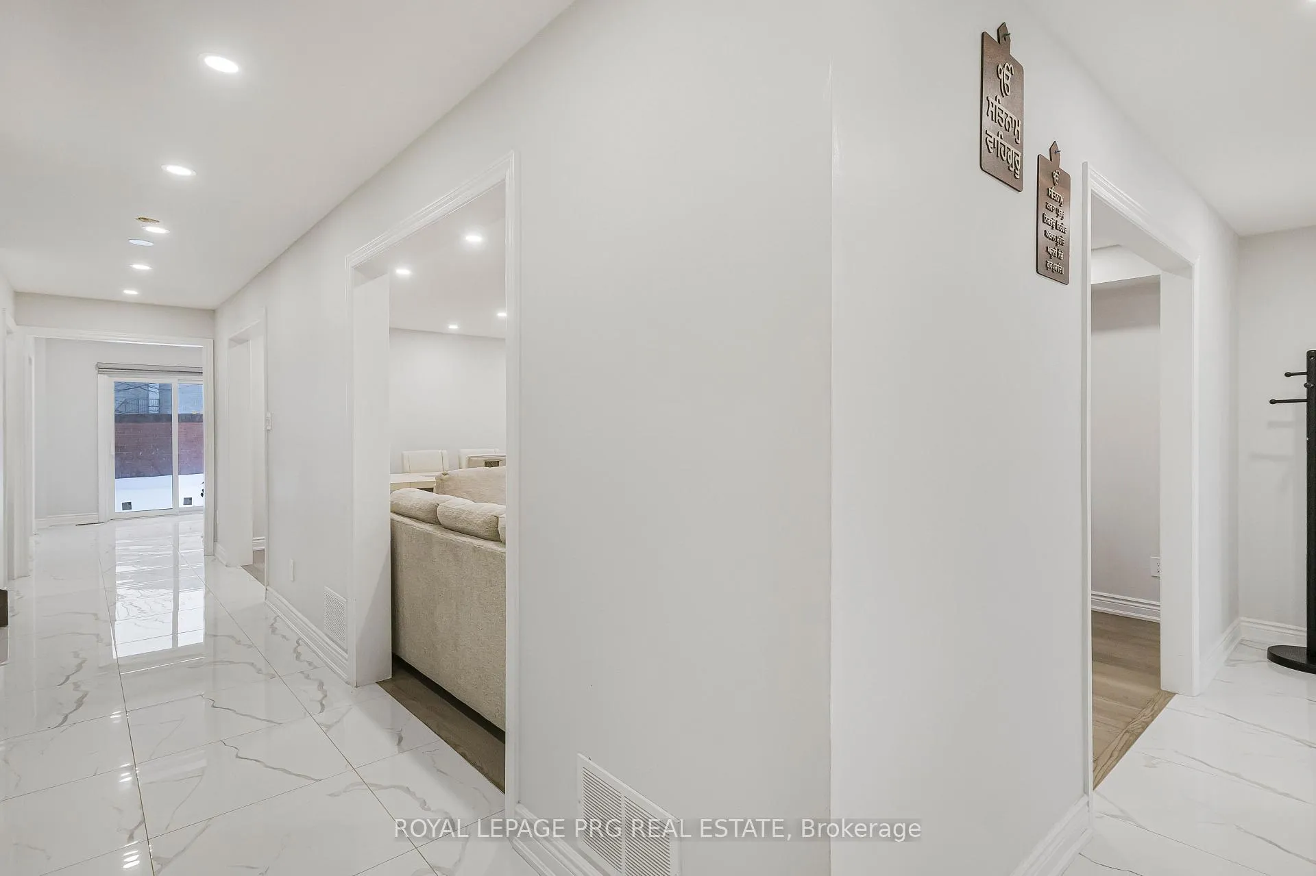 Photo 6 of 226 Mountainberry Road, Brampton, Sandringham-Wellington — HOMEH