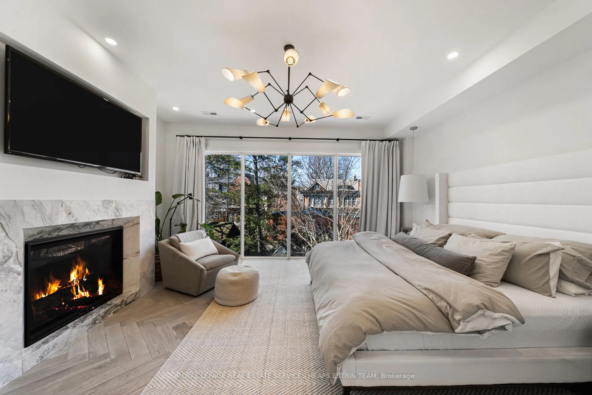Photo 20 of 94 Binscarth Road, Toronto, Rosedale-Moore Park — HOMEH