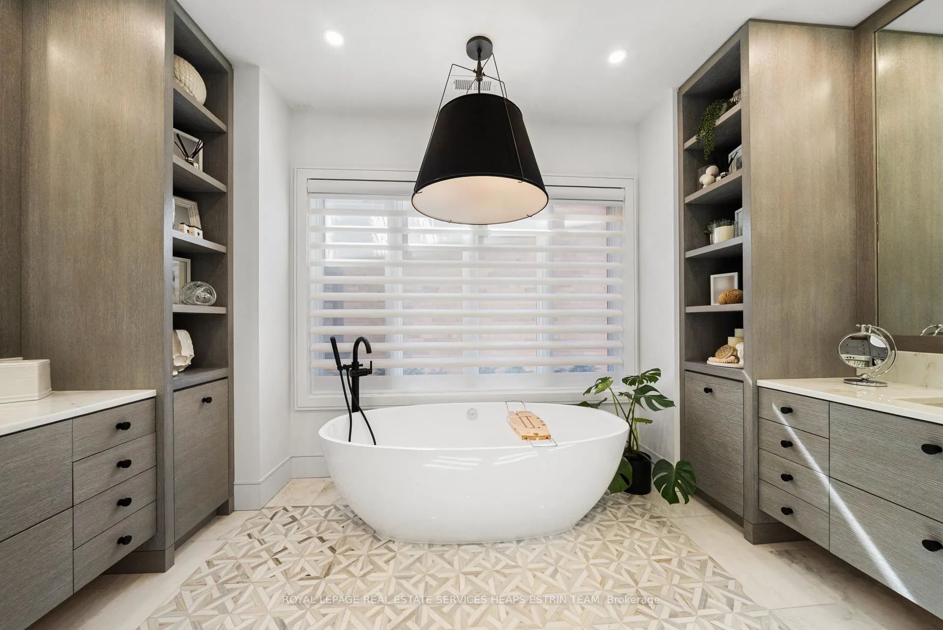 Photo 24 of 94 Binscarth Road, Toronto, Rosedale-Moore Park — HOMEH