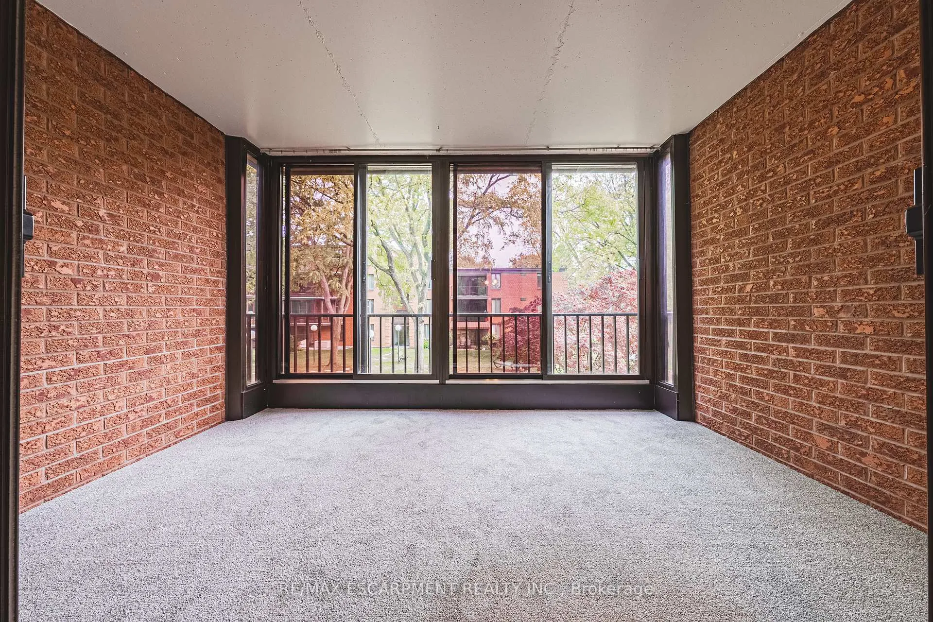 Photo 29 of Unit 215, 150 Wilson Street W, Hamilton, Ancaster — HOMEH
