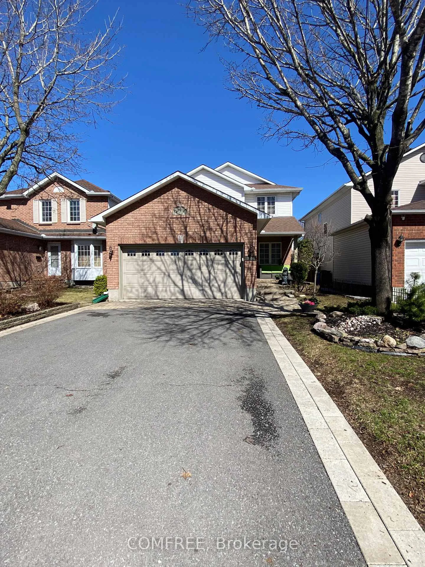 Front of 1466 Shawinigan Street
