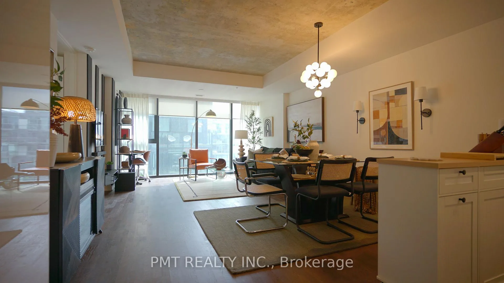 Photo 2 of Unit 709, 629 King Street W, Toronto, Waterfront Communities — HOMEH