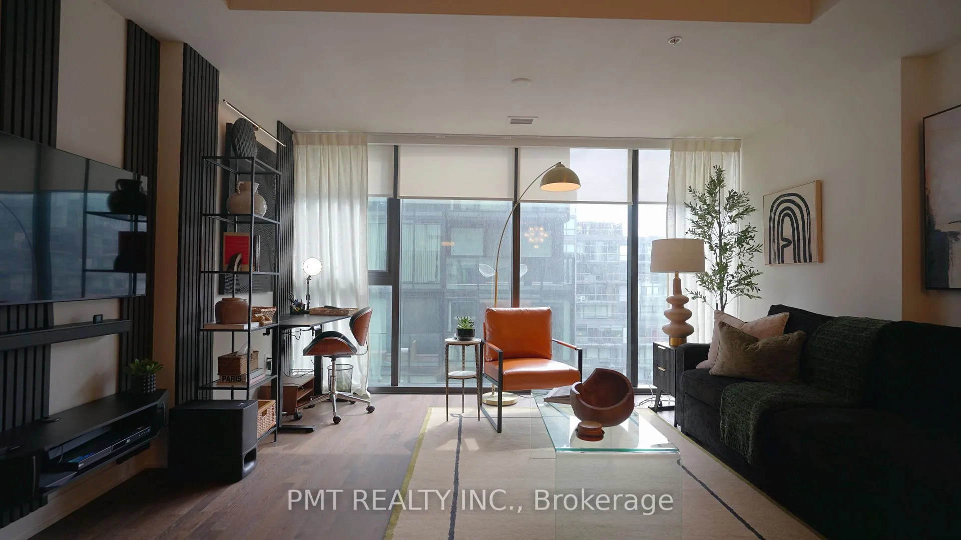 Photo 6 of Unit 709, 629 King Street W, Toronto, Waterfront Communities — HOMEH