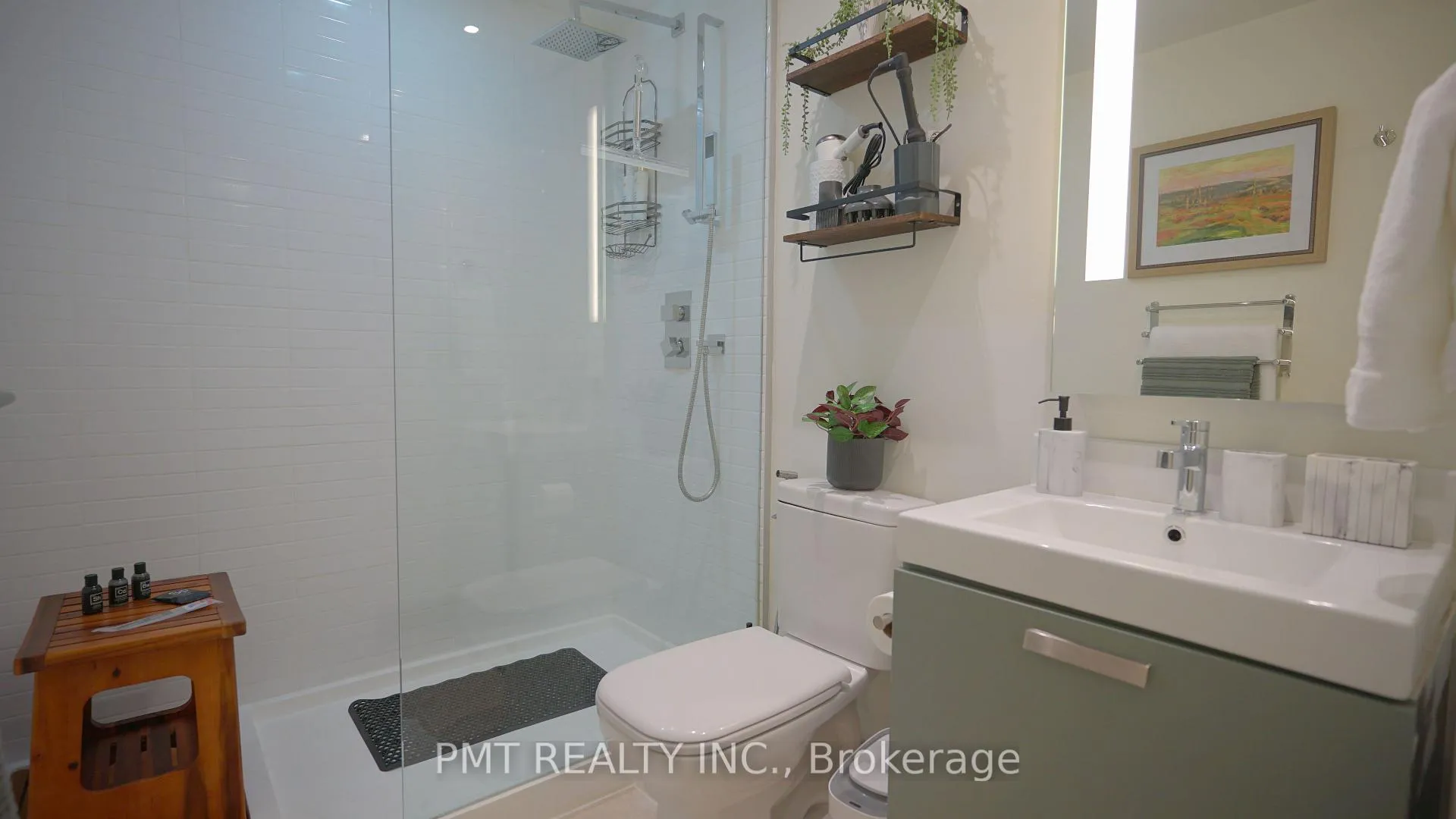 Photo 23 of Unit 709, 629 King Street W, Toronto, Waterfront Communities — HOMEH