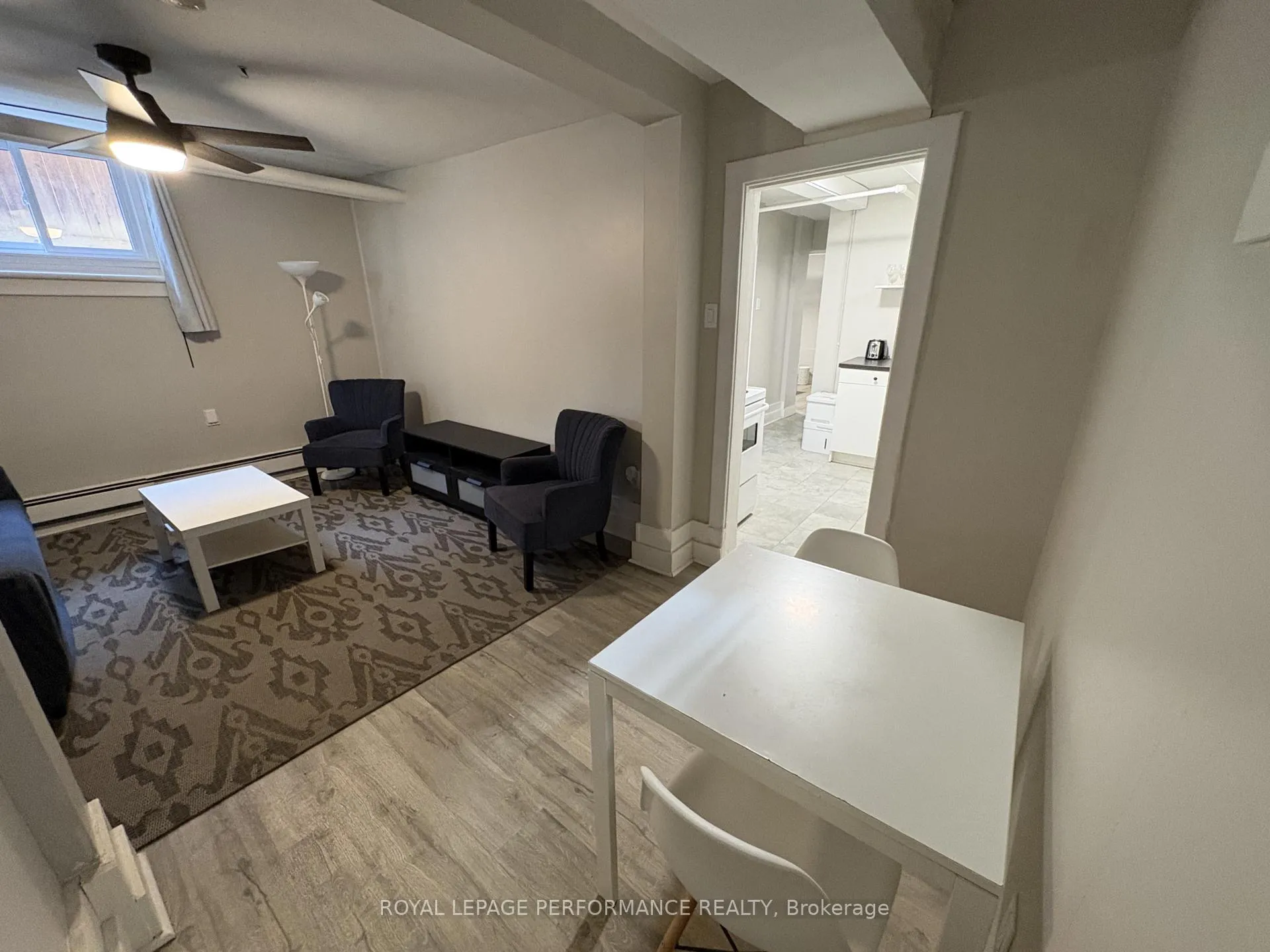 Photo 5 of Unit B, 721 Cooper Street, Ottawa, Ottawa Centre — HOMEH