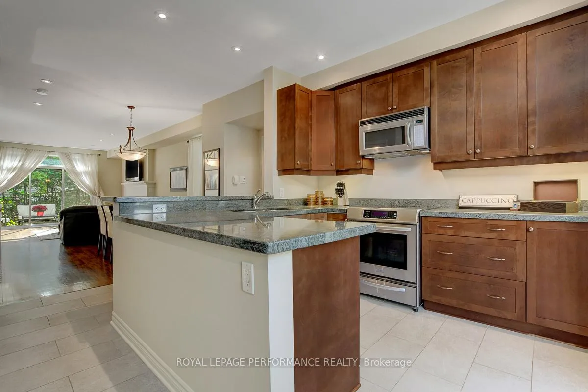Photo 4 of 318 Iona Street, Ottawa, Westboro/Hampton Park — HOMEH