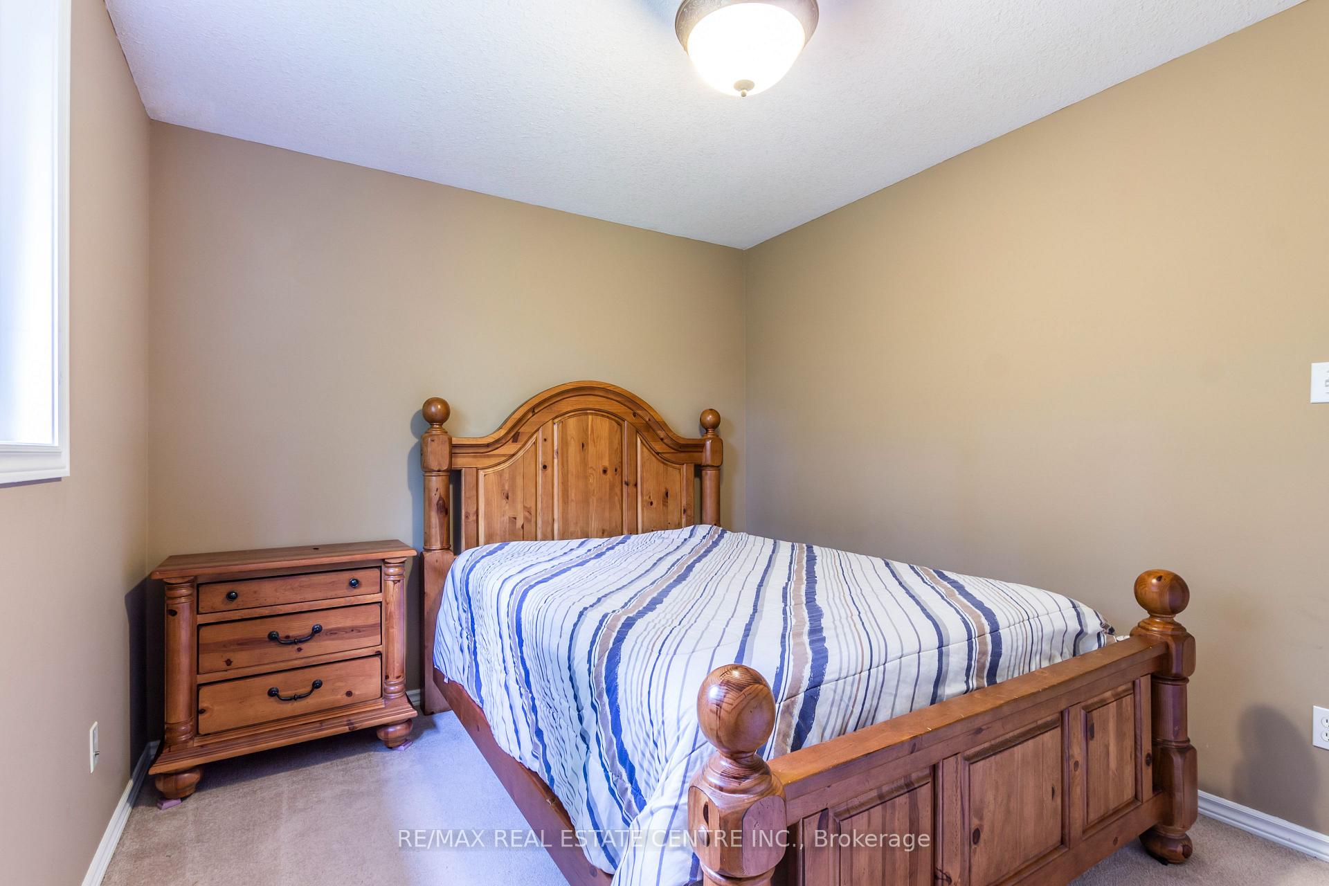 Photo 14 of 15 Bradbury Crescent, Brant, Paris — HOMEH