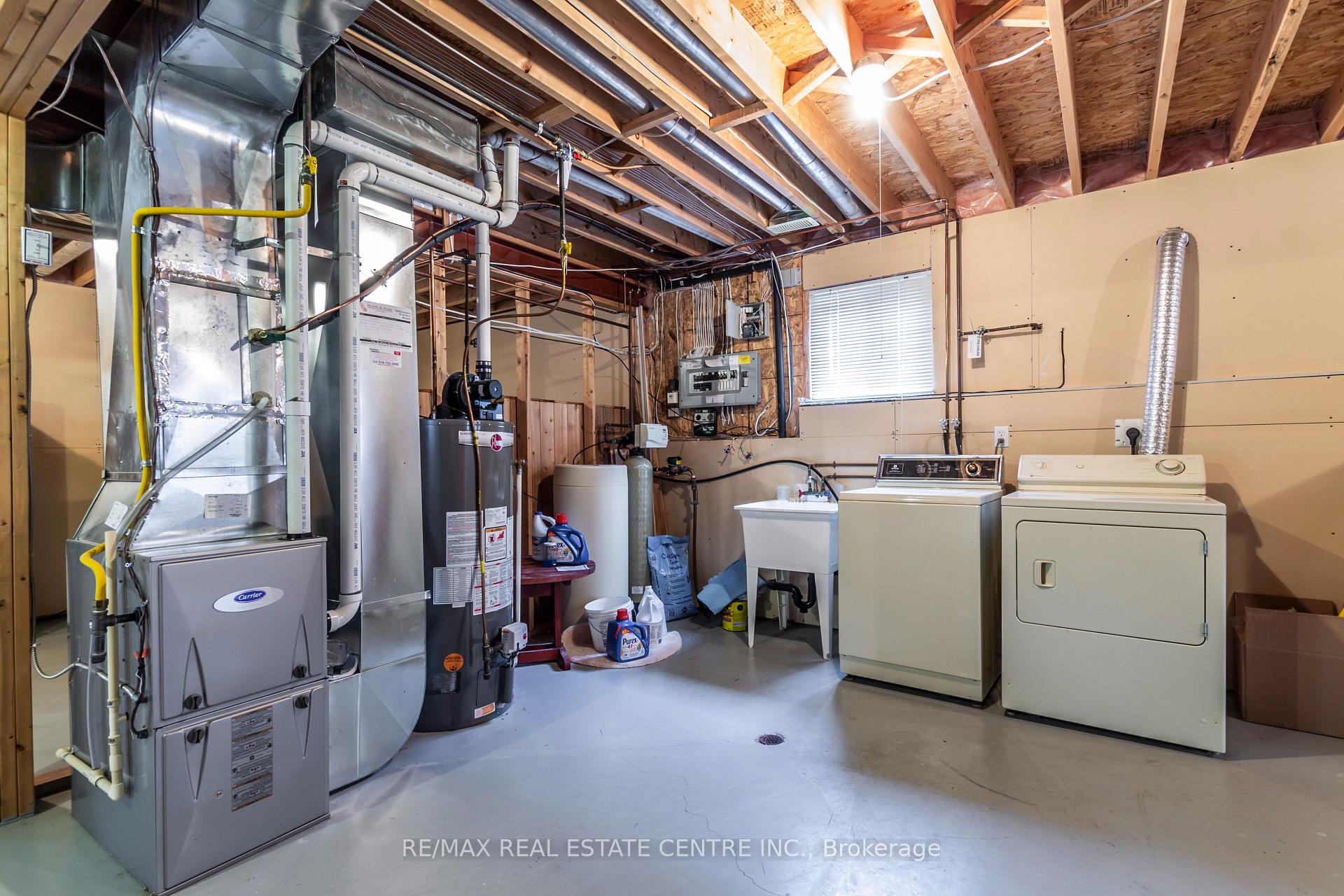 Photo 22 of 15 Bradbury Crescent, Brant, Paris — HOMEH