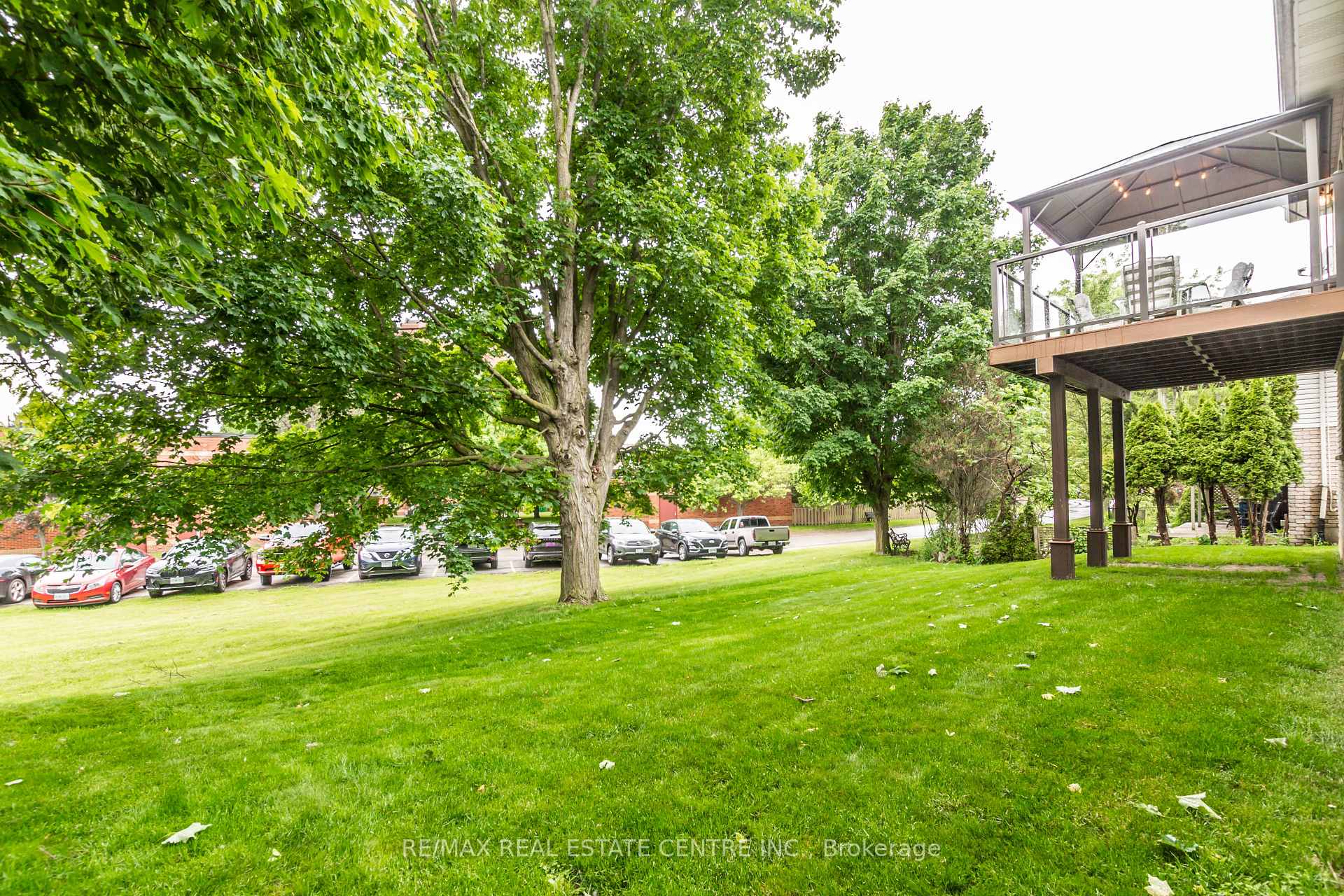Photo 26 of 15 Bradbury Crescent, Brant, Paris — HOMEH