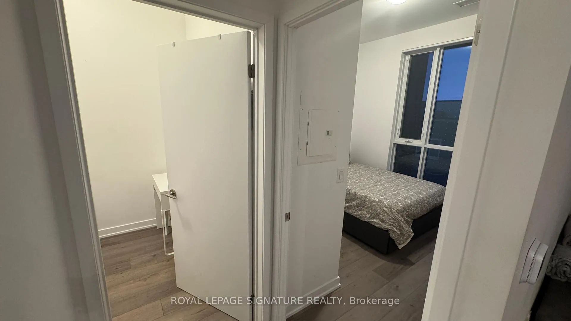 Photo 6 of Unit 323, 60 Honeycrisp Crescent, Vaughan, Vaughan Corporate Centre — HOMEH