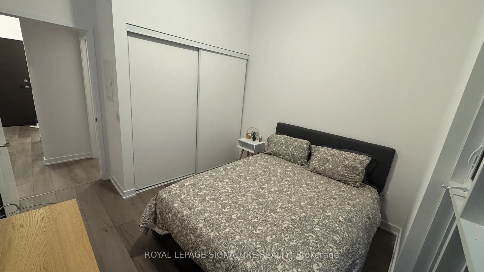 Photo 8 of Unit 323, 60 Honeycrisp Crescent, Vaughan, Vaughan Corporate Centre — HOMEH