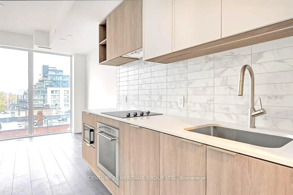Photo 5 of Unit 315, 2020 Bathurst Street, Toronto, Humewood-Cedarvale — HOMEH