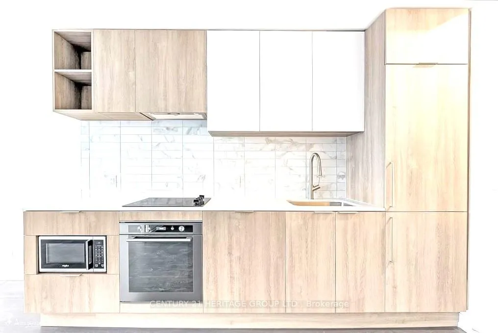 Photo 6 of Unit 315, 2020 Bathurst Street, Toronto, Humewood-Cedarvale — HOMEH