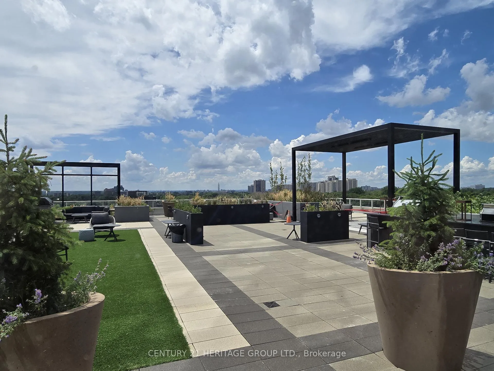 Photo 24 of Unit 315, 2020 Bathurst Street, Toronto, Humewood-Cedarvale — HOMEH