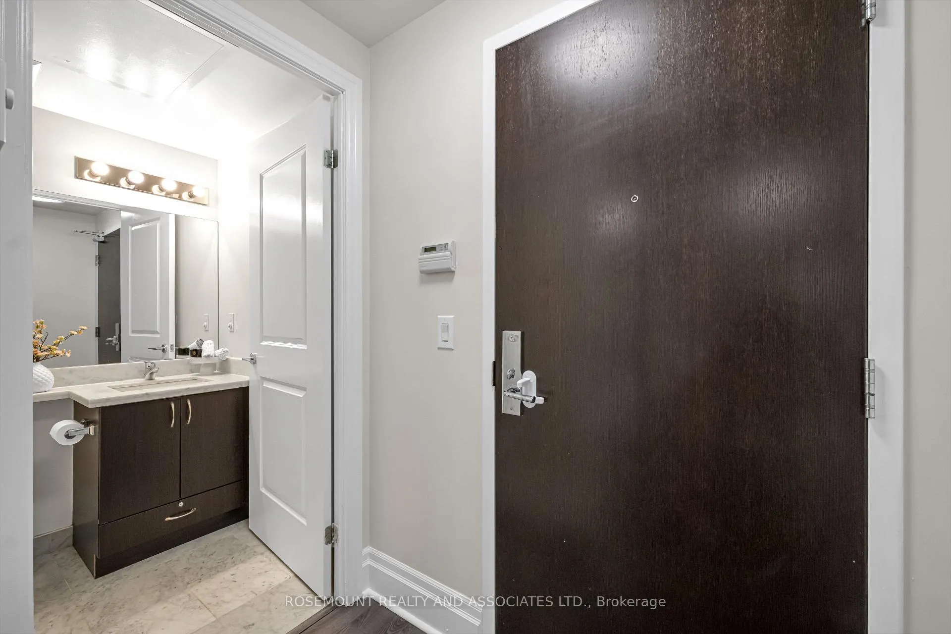 Photo 15 of Unit 223, 39 Upper Duke Crescent, Markham, Unionville — HOMEH