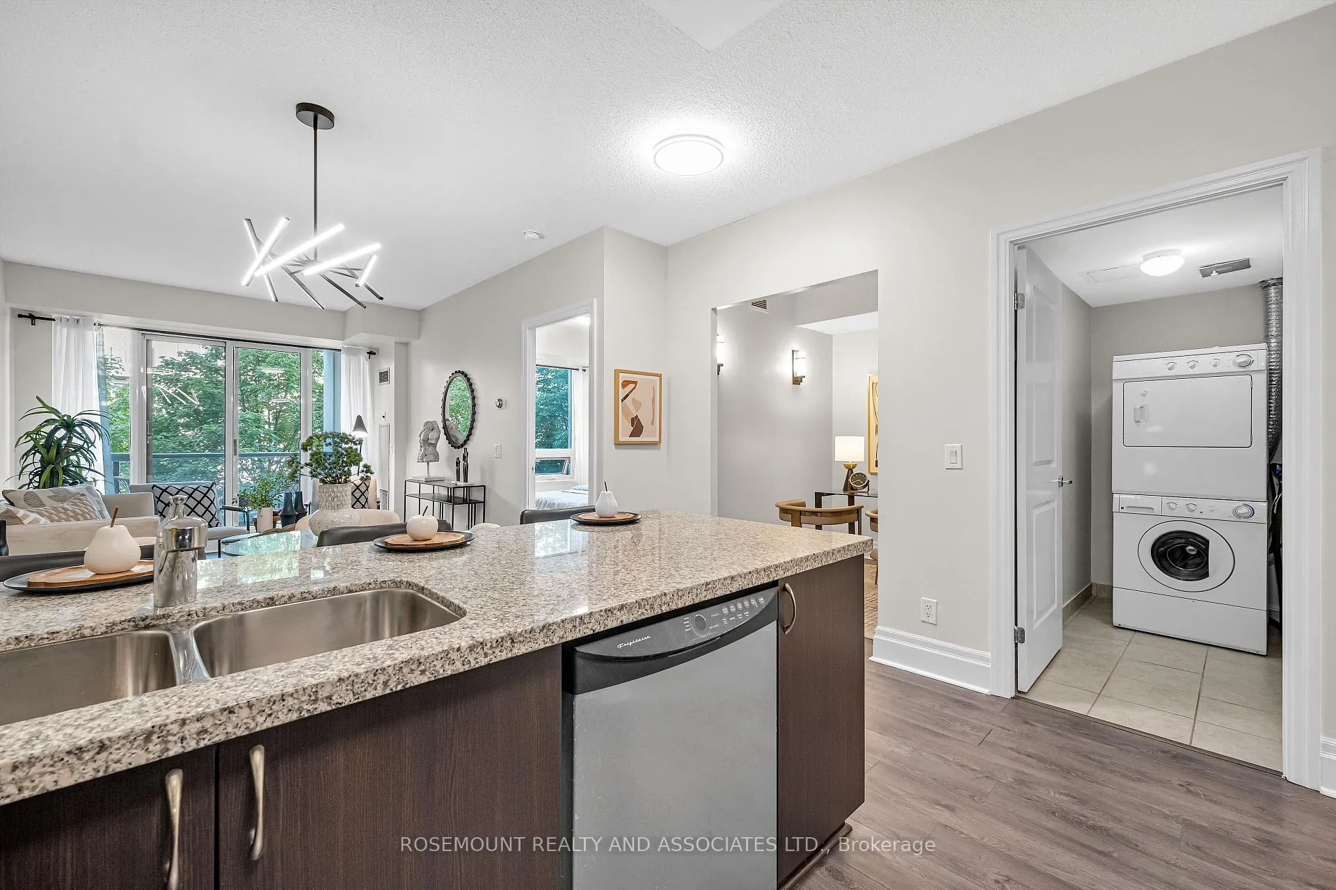 Photo 16 of Unit 223, 39 Upper Duke Crescent, Markham, Unionville — HOMEH