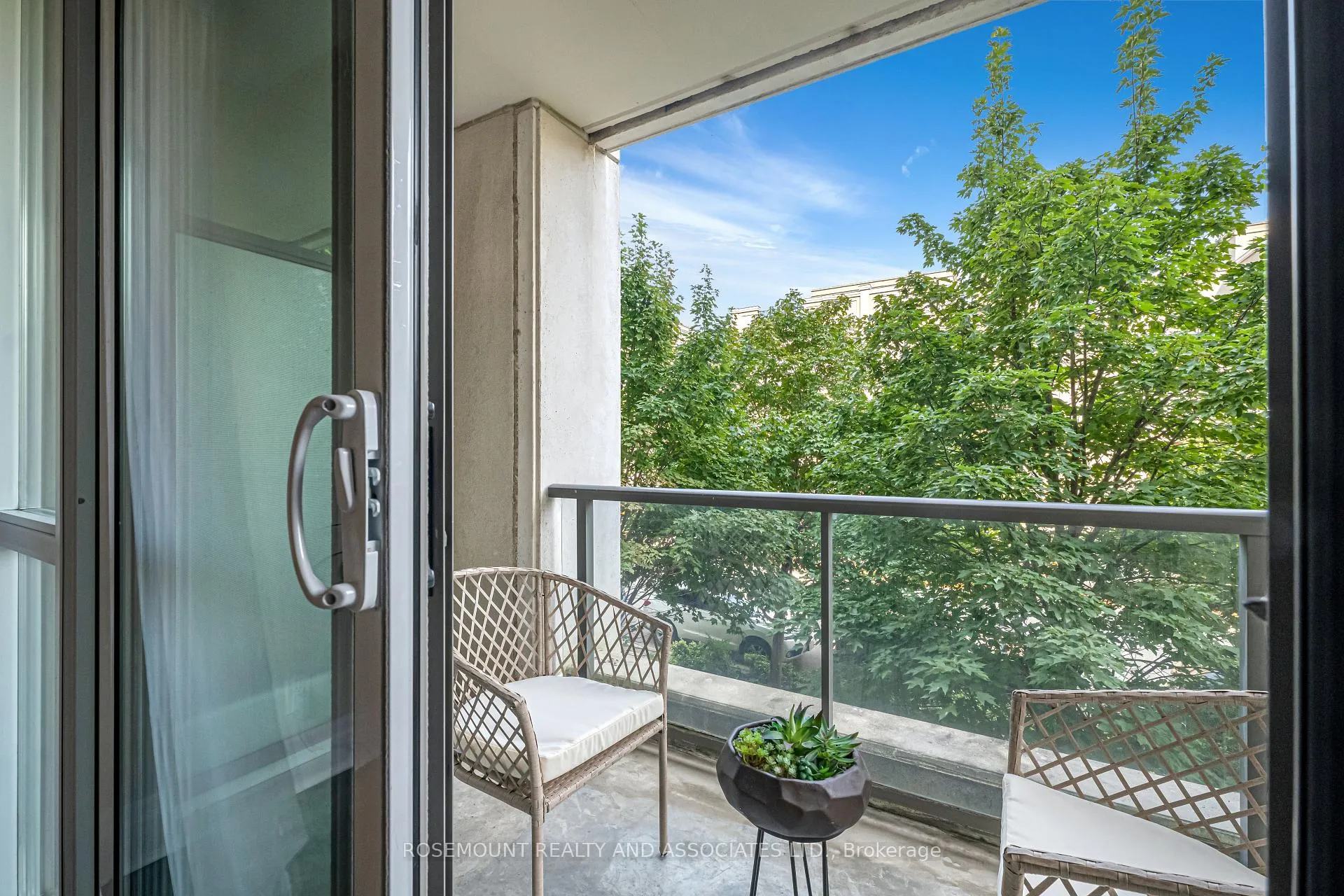 Photo 22 of Unit 223, 39 Upper Duke Crescent, Markham, Unionville — HOMEH
