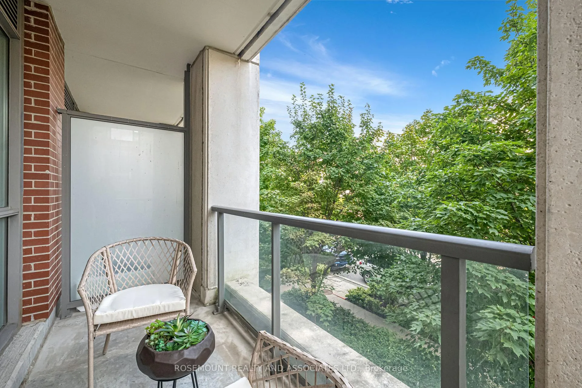 Photo 24 of Unit 223, 39 Upper Duke Crescent, Markham, Unionville — HOMEH