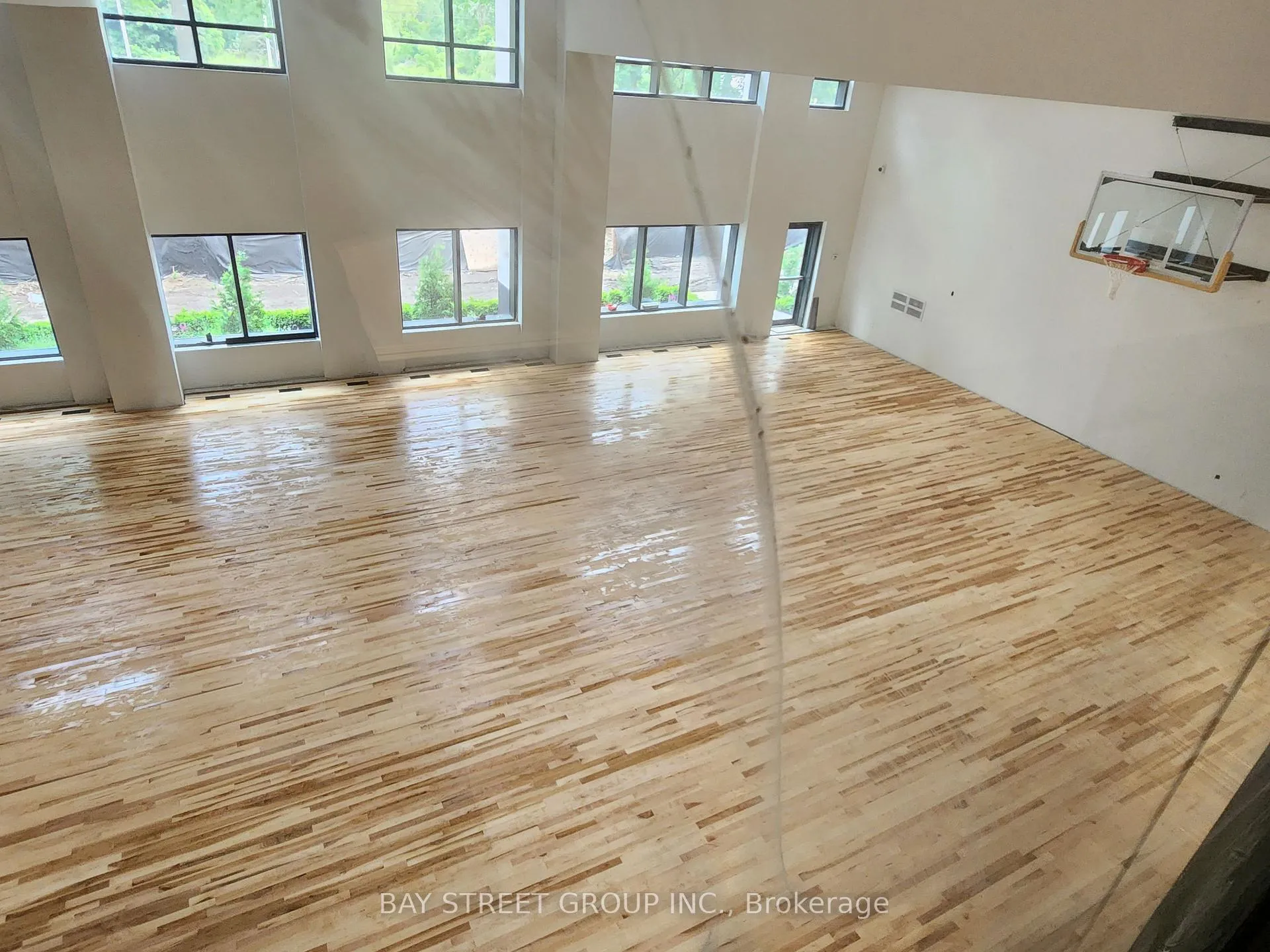 Photo 16 of Unit 802, 8 Cedarland Drive, Markham, Unionville — HOMEH