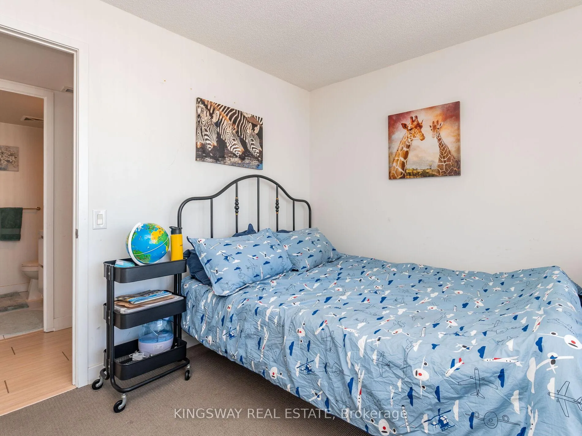 Photo 7 of Unit 4001, 75 Queens Wharf Road, Toronto, Waterfront Communities — HOMEH